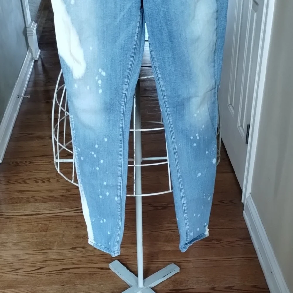 J Brand Distressed Jeans - Picture 6 of 13